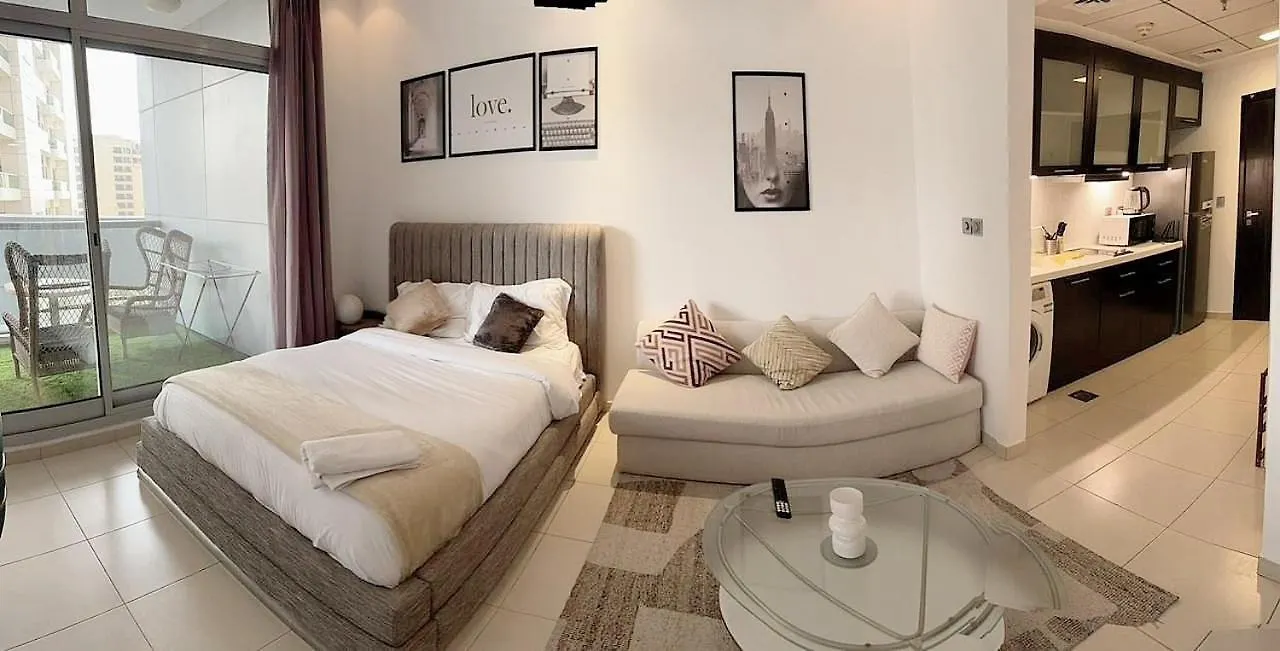 Chic Studio In Dubai Marina location